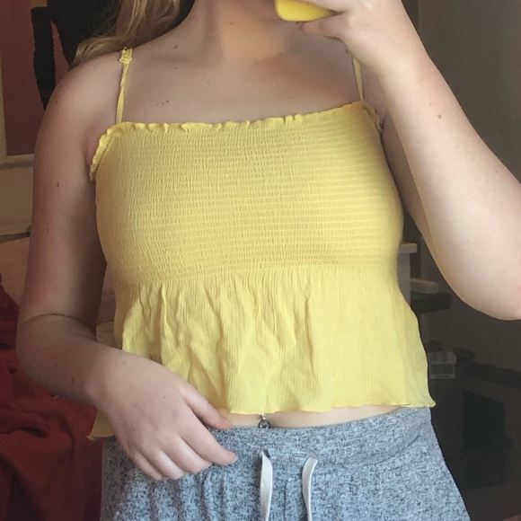 PacSun Tops - yellow cropped shirt
